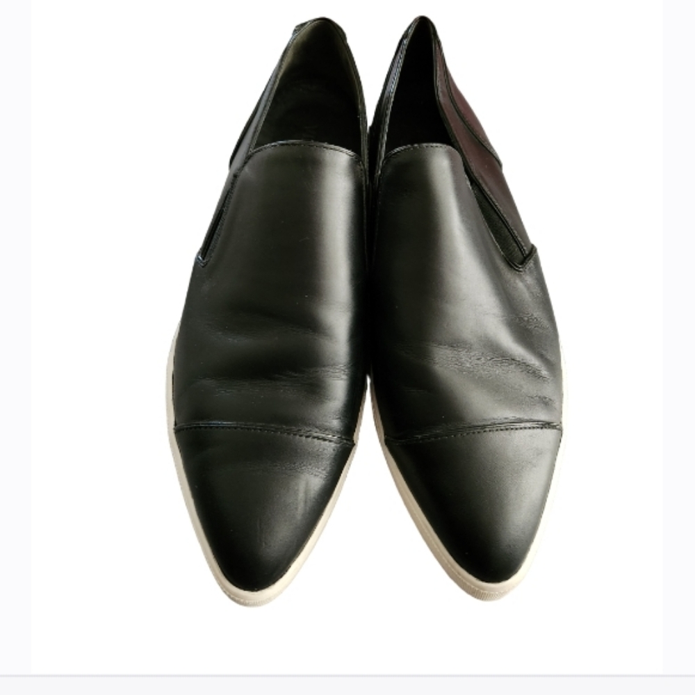 VINCE WOMEN'S PAEYER BLACK LEATHER POINTED TOE SLIP ON LOAFERS SZ 7